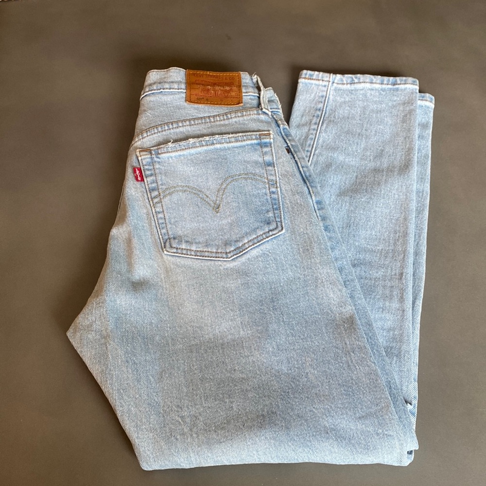 Women’s Levi 501 Button Fly